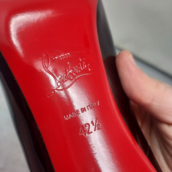 Christian Louboutin So Kate Black Patent Leather Pump - Picture 4 of 10